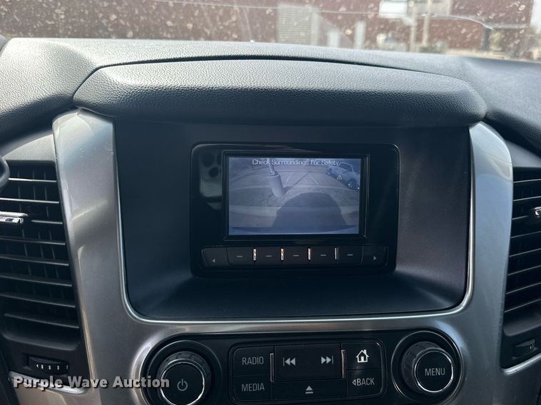 image for item EJ8529 2015 Chevrolet Suburban SUV