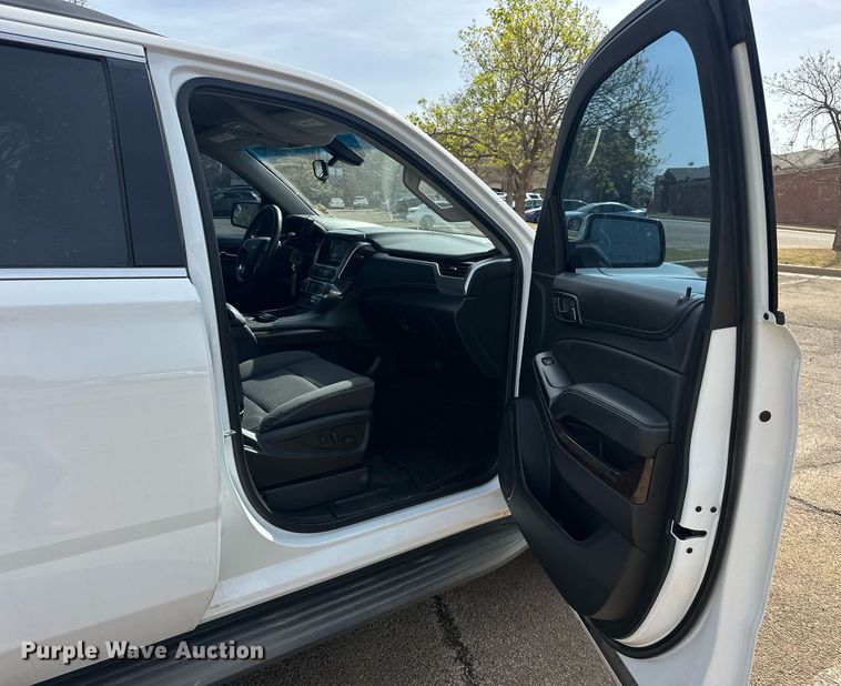 image for item EJ8529 2015 Chevrolet Suburban SUV