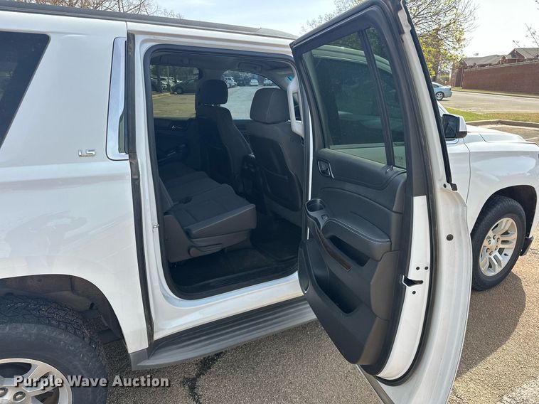 image for item EJ8529 2015 Chevrolet Suburban SUV