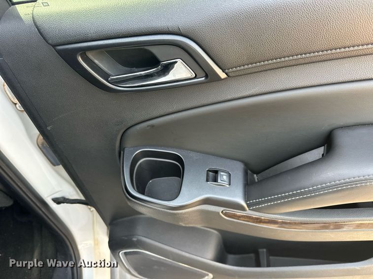 image for item EJ8529 2015 Chevrolet Suburban SUV