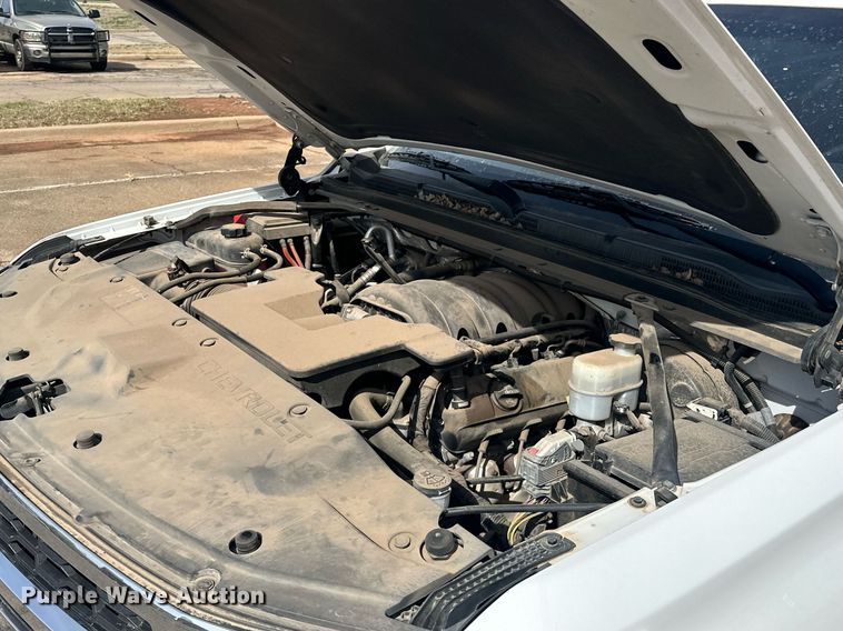 image for item EJ8529 2015 Chevrolet Suburban SUV