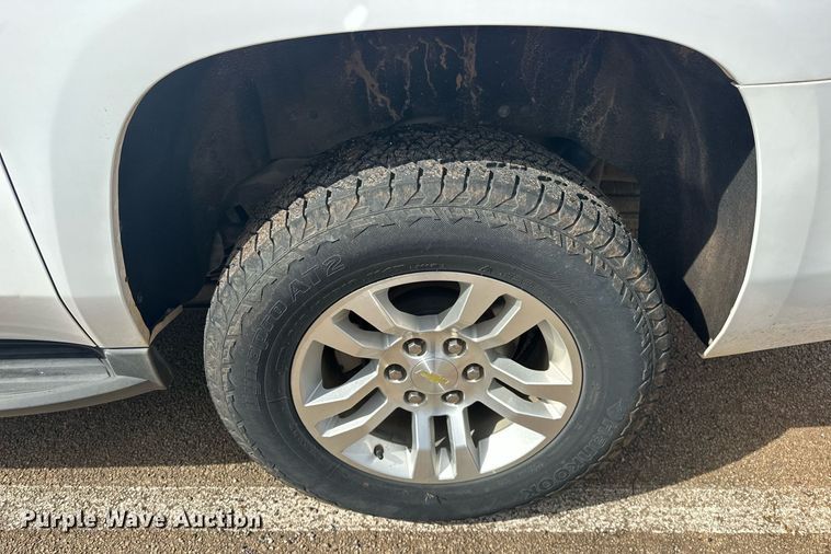 image for item EJ8529 2015 Chevrolet Suburban SUV