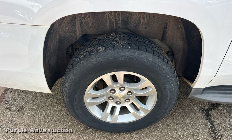 image for item EJ8529 2015 Chevrolet Suburban SUV