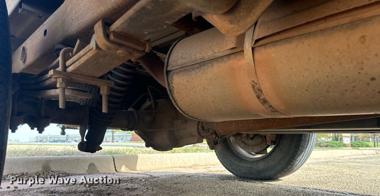 image for item EJ8530 2002 Chevrolet Silverado 1500 Ext. Cab pickup truck