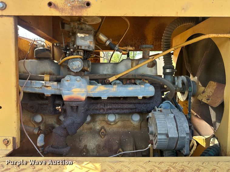 image for item EJ8653 1980 Bros SP3000 pneumatic roller