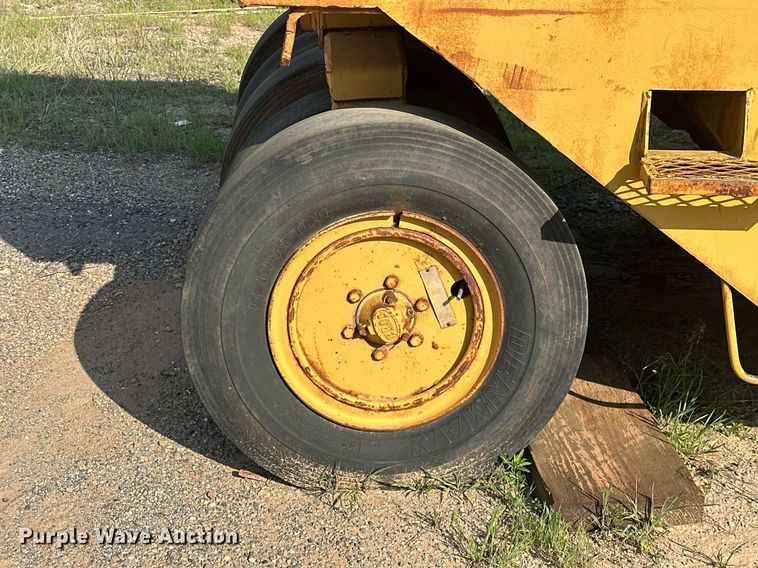 image for item EJ8653 1980 Bros SP3000 pneumatic roller