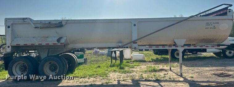 image for item EJ8654 2013 Construction Specialists Trailers HRD 32 end dump trailer