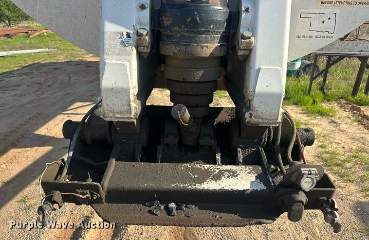 image for item EJ8654 2013 Construction Specialists Trailers HRD 32 end dump trailer