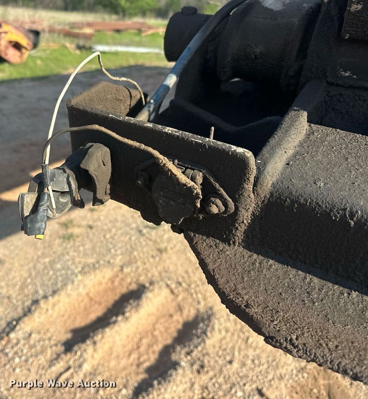 image for item EJ8654 2013 Construction Specialists Trailers HRD 32 end dump trailer