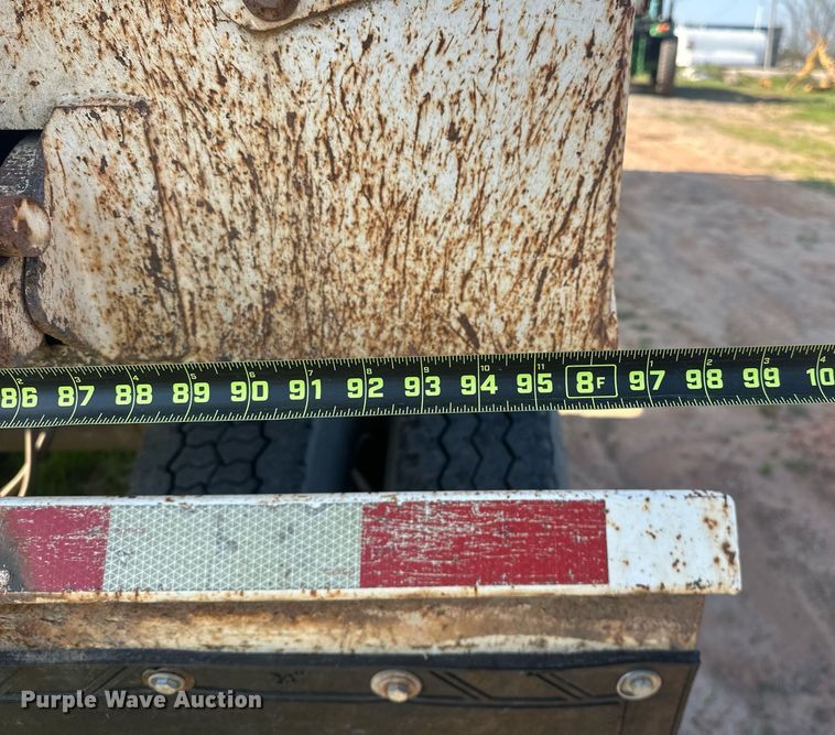 image for item EJ8654 2013 Construction Specialists Trailers HRD 32 end dump trailer