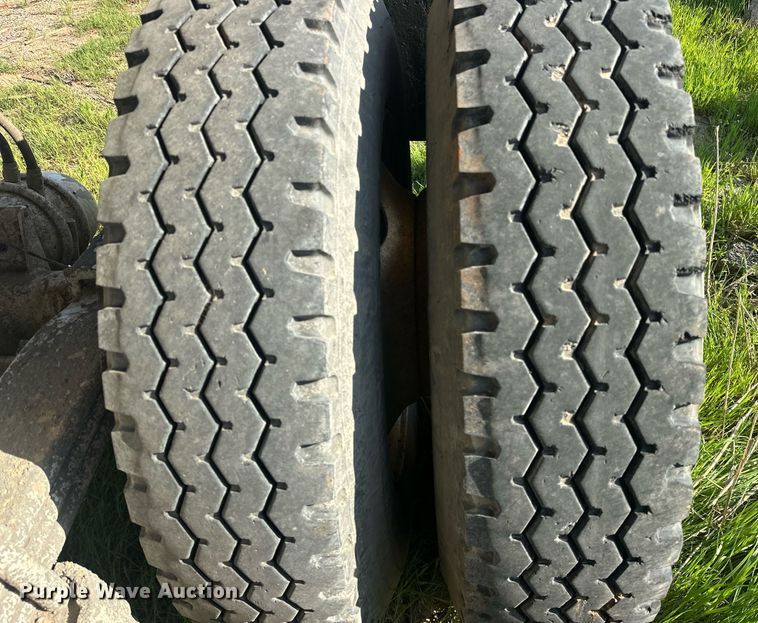 image for item EJ8654 2013 Construction Specialists Trailers HRD 32 end dump trailer