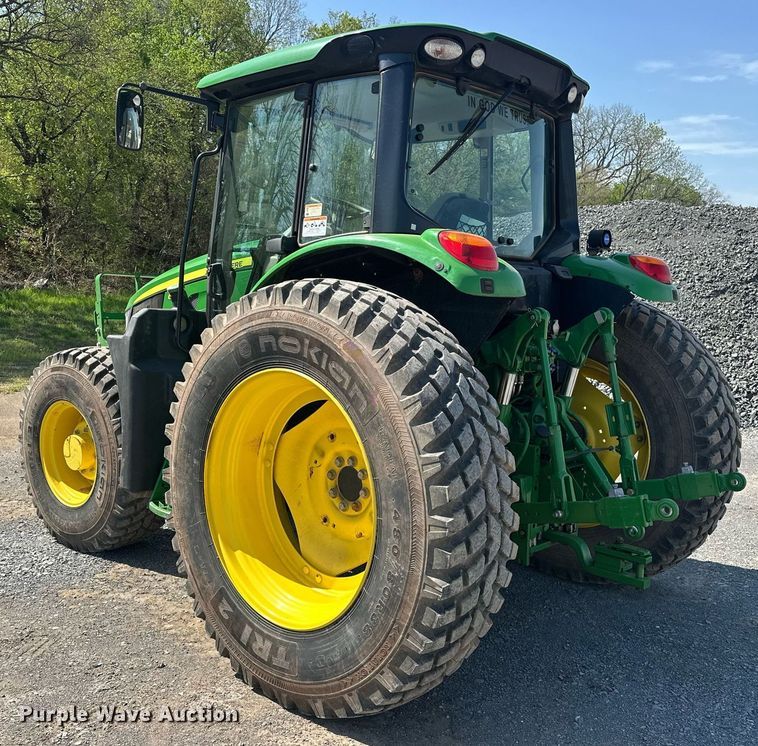 image for item EJ8656 2021 John Deere 6110M MFWD tractor