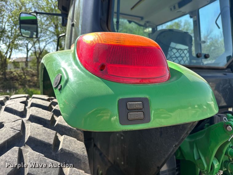 image for item EJ8656 2021 John Deere 6110M MFWD tractor