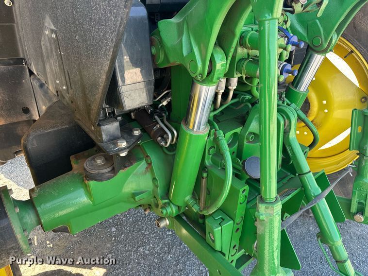 image for item EJ8656 2021 John Deere 6110M MFWD tractor