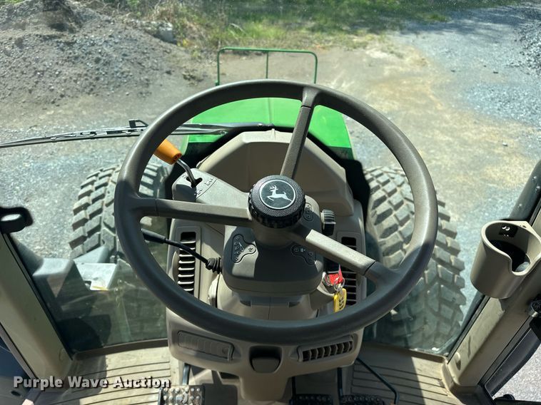 image for item EJ8656 2021 John Deere 6110M MFWD tractor