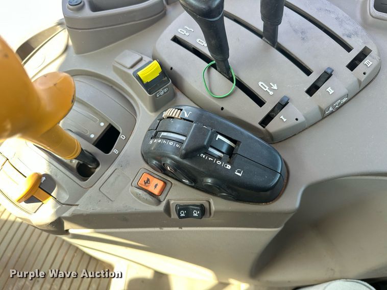 image for item EJ8656 2021 John Deere 6110M MFWD tractor