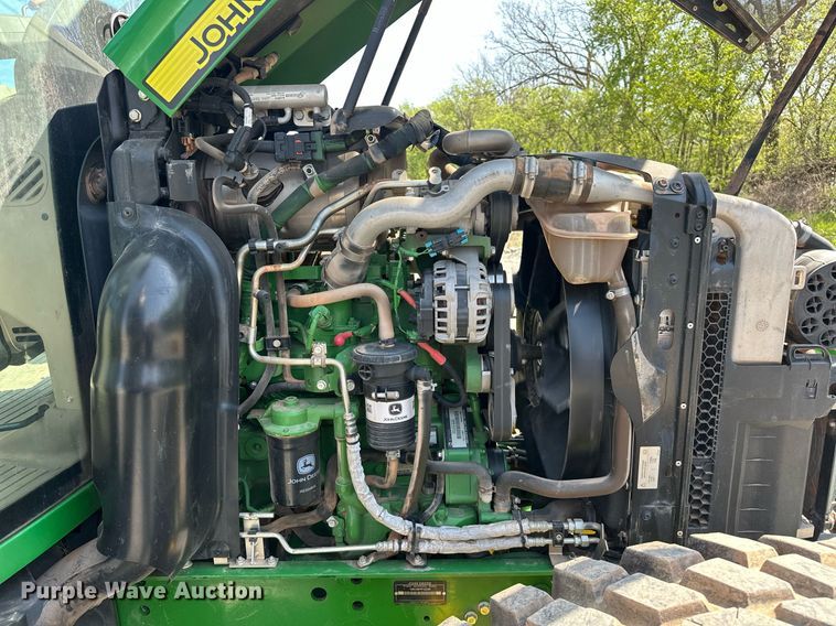 image for item EJ8656 2021 John Deere 6110M MFWD tractor
