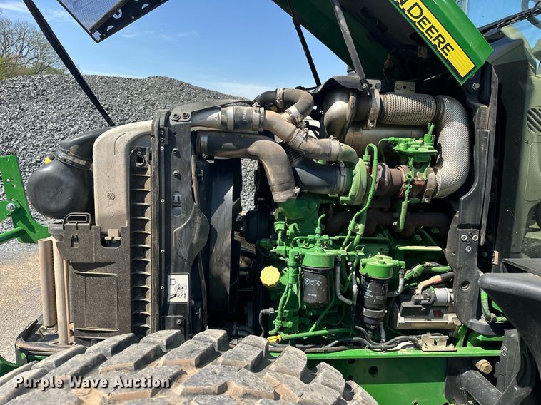 image for item EJ8656 2021 John Deere 6110M MFWD tractor