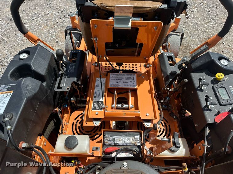 image for item EJ8665 Scag SCZII-61V-31FX ZTR lawn mower