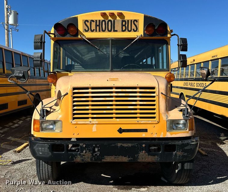 image for item EK0445 1998 International Thomas Built school bus