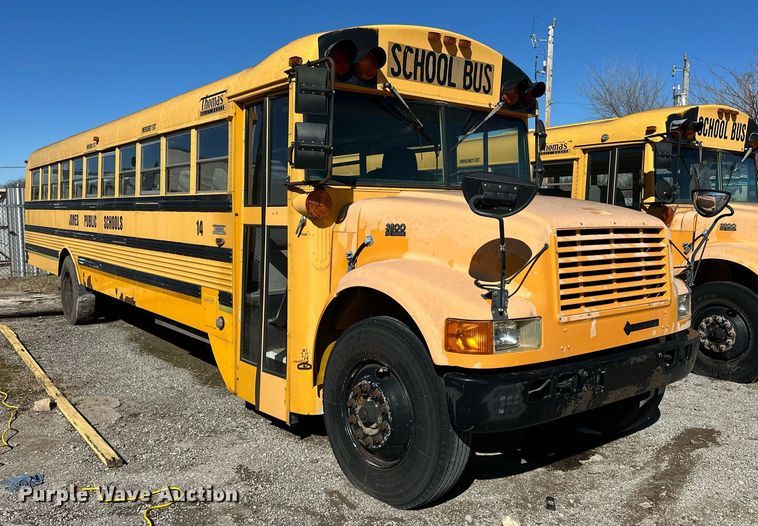 image for item EK0445 1998 International Thomas Built school bus