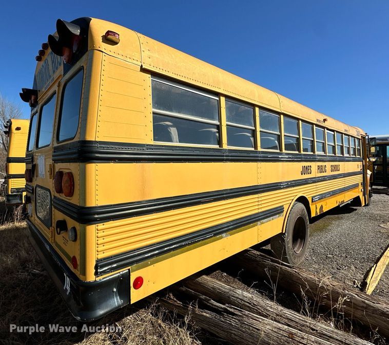 image for item EK0445 1998 International Thomas Built school bus