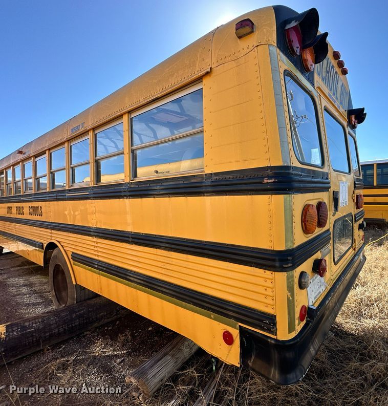 image for item EK0445 1998 International Thomas Built school bus