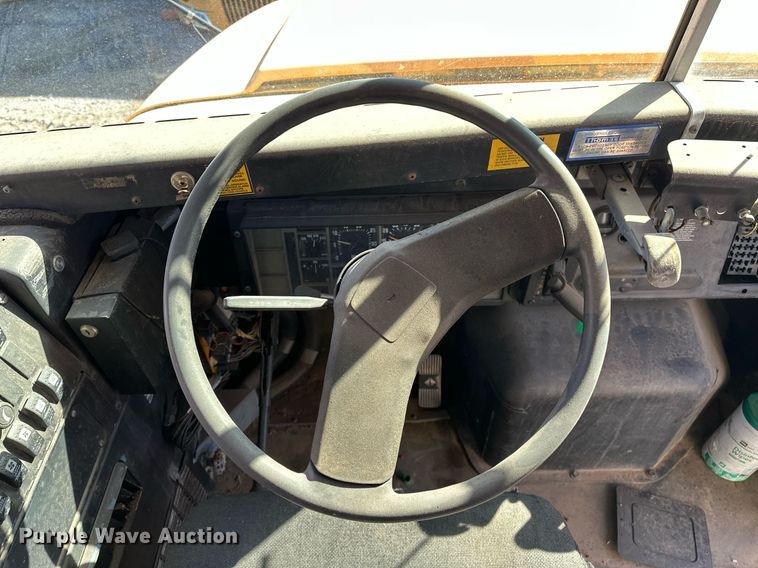 image for item EK0445 1998 International Thomas Built school bus