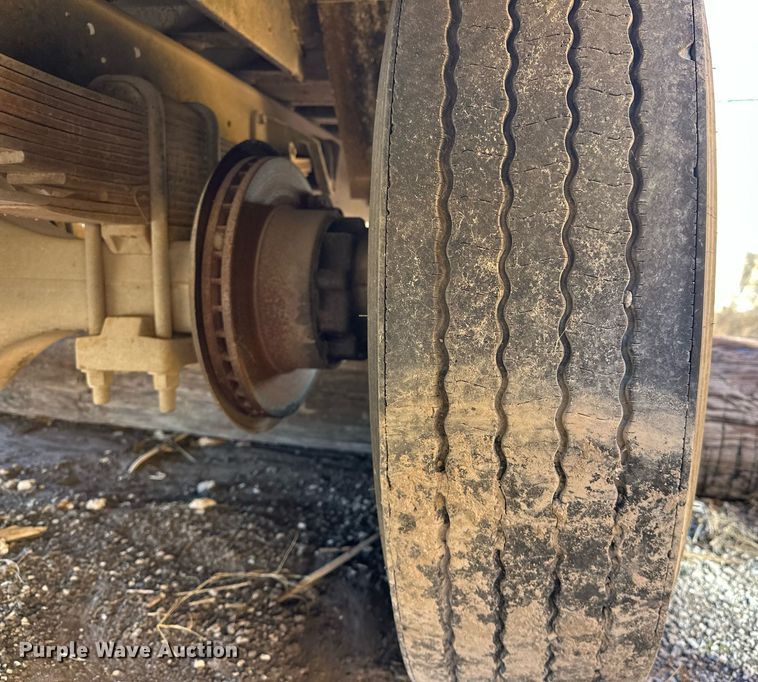 image for item EK0445 1998 International Thomas Built school bus