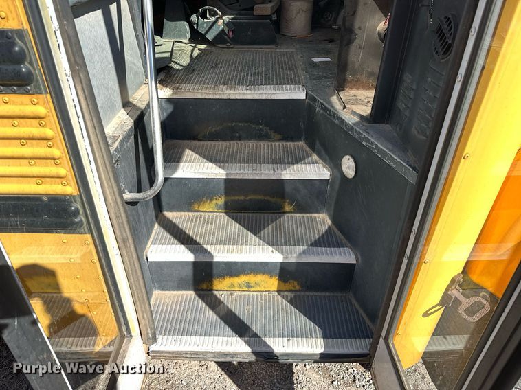 image for item EK0446 1997 Thomas Built school bus