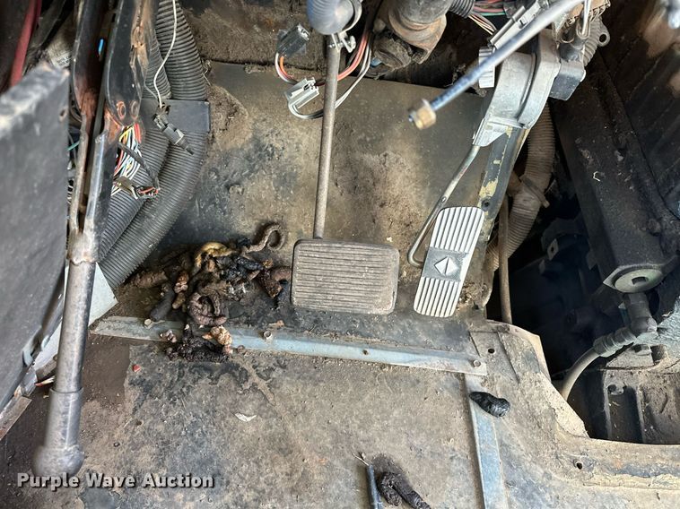 image for item EK0446 1997 Thomas Built school bus