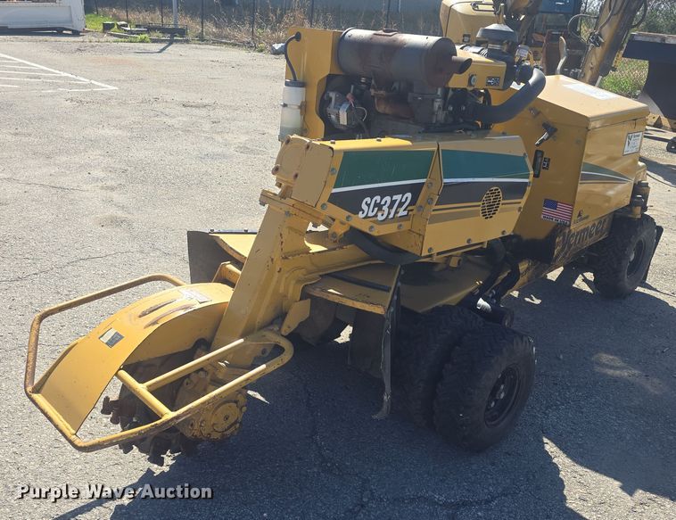 image for item EK2490 Vermeer SC372 stump grinder
