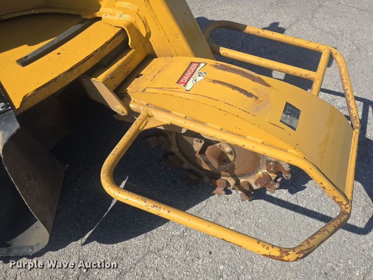 image for item EK2490 Vermeer SC372 stump grinder