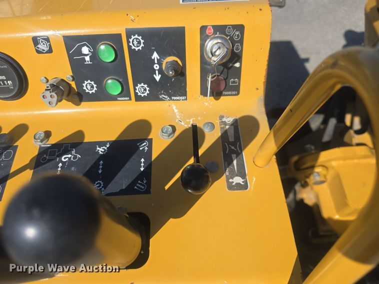 image for item EK2490 Vermeer SC372 stump grinder