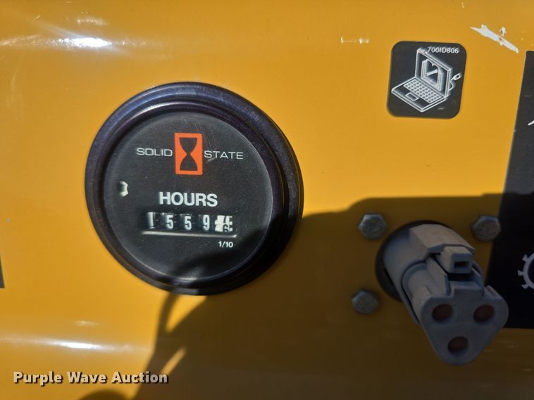 image for item EK2490 Vermeer SC372 stump grinder