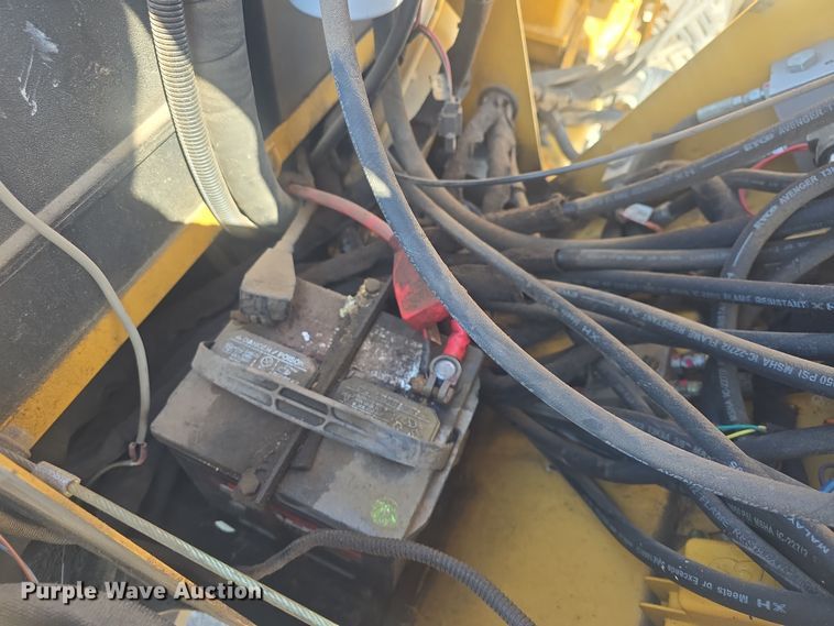 image for item EK2490 Vermeer SC372 stump grinder