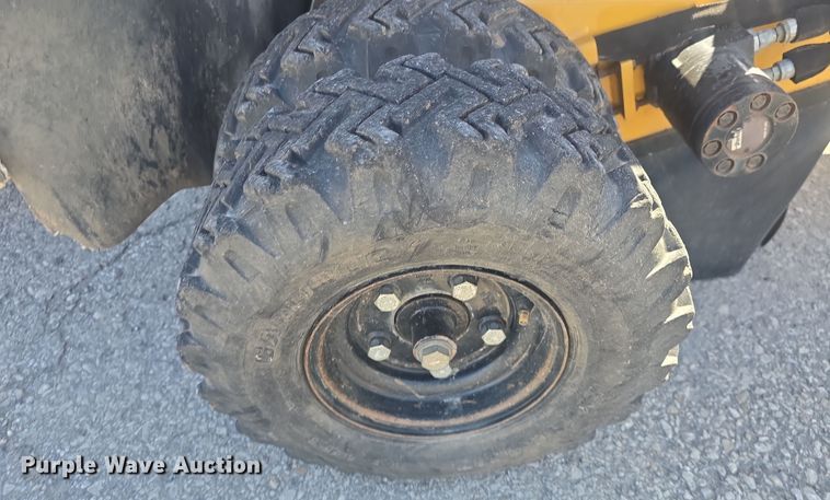 image for item EK2490 Vermeer SC372 stump grinder