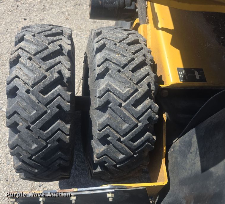 image for item EK2490 Vermeer SC372 stump grinder