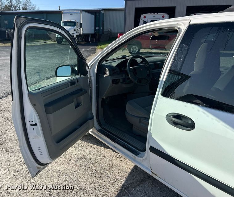 image for item EK2859 2007 Ford Freestar van