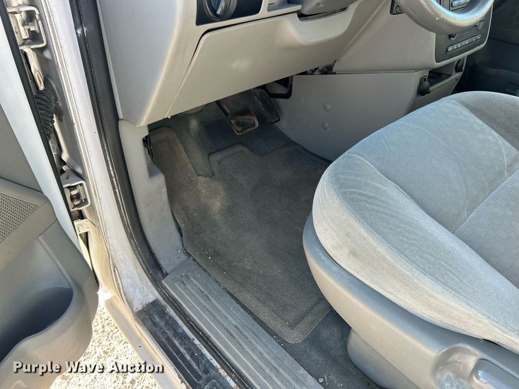 image for item EK2859 2007 Ford Freestar van