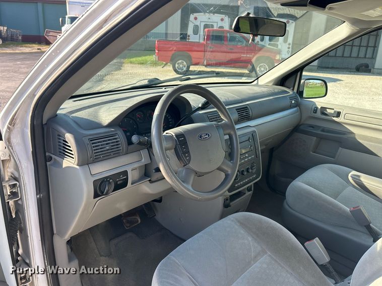 image for item EK2859 2007 Ford Freestar van