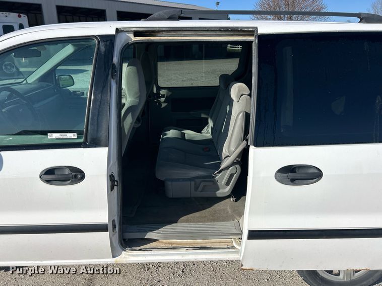 image for item EK2859 2007 Ford Freestar van