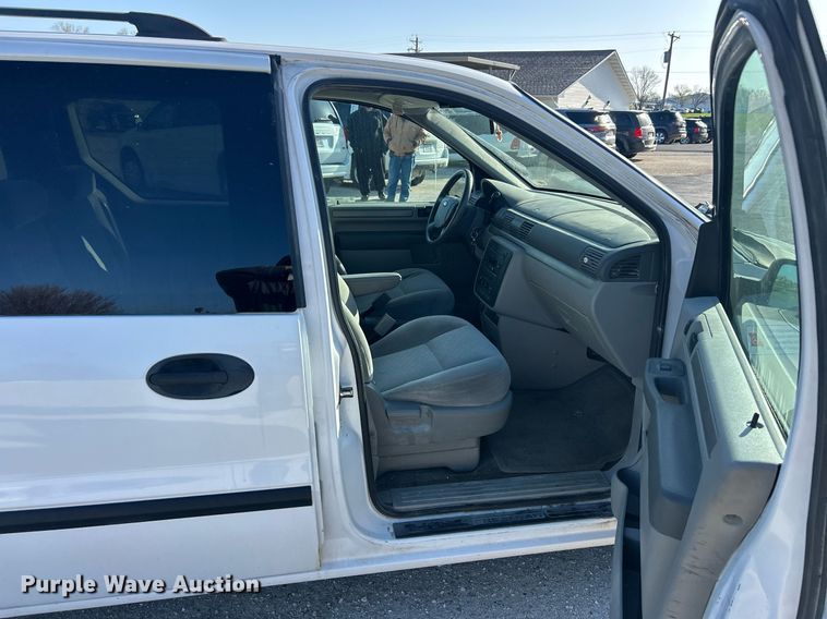 image for item EK2859 2007 Ford Freestar van