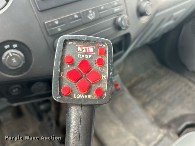 image for item EK2874 2015 Ford F250 Super Duty SuperCab pickup truck