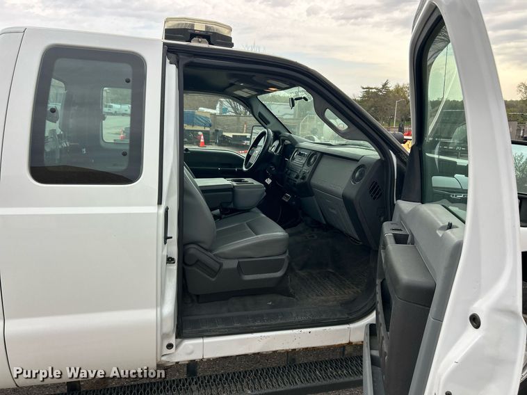 image for item EK2874 2015 Ford F250 Super Duty SuperCab pickup truck