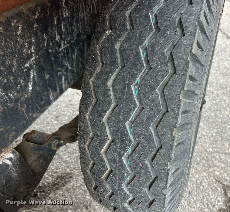 image for item EK2887 Giant-Vac 6600JDTB - TR14 leaf vacuum