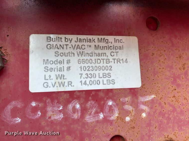 image for item EK2887 Giant-Vac 6600JDTB - TR14 leaf vacuum