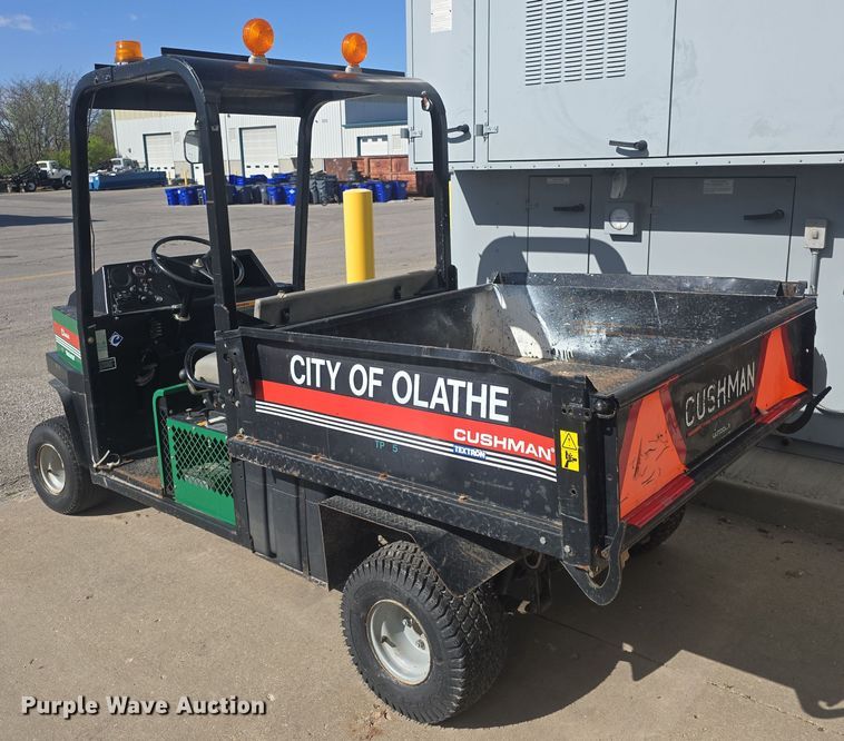 image for item EK5046 2001 Cushman Classic Truckster utility vehicle