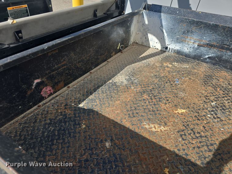 image for item EK5046 2001 Cushman Classic Truckster utility vehicle