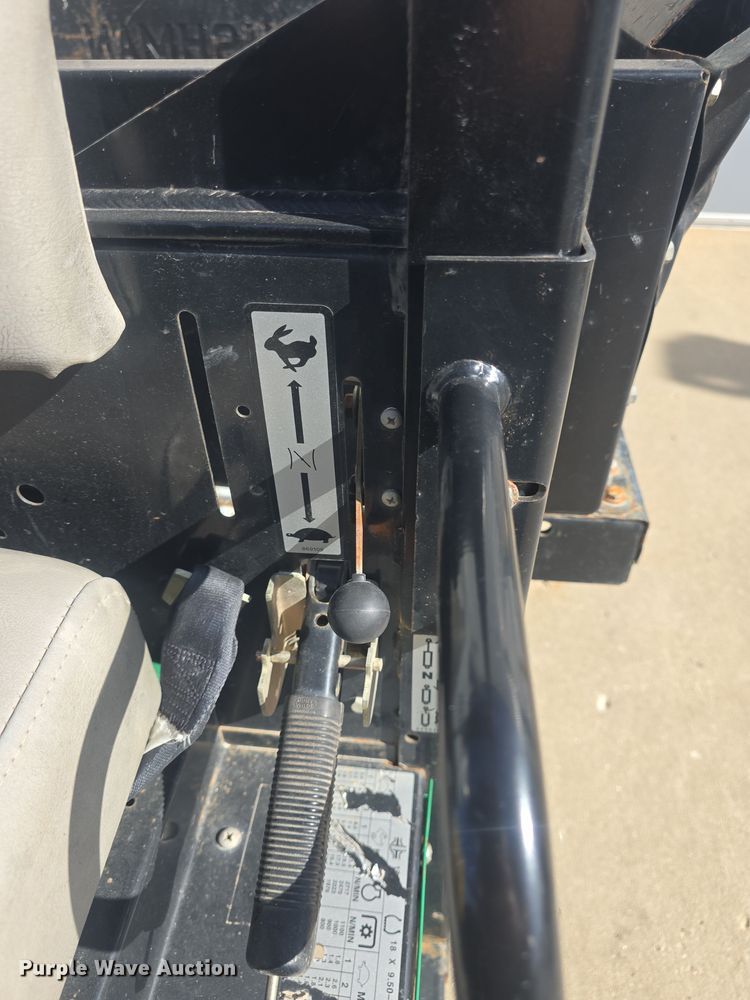 image for item EK5046 2001 Cushman Classic Truckster utility vehicle